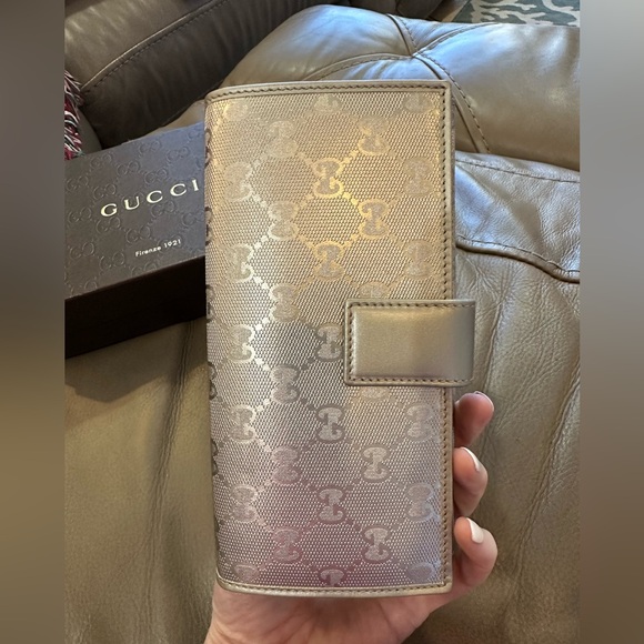 Gucci Imprim Silver Wallet with box Authentic - Picture 5 of 11